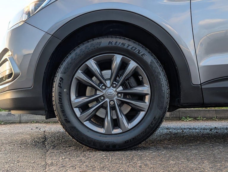 2016 Hyundai Santa Fe 2.2 CRDi Blue Drive Premium 4WD Euro 6 (s/s) 5dr ESTATE Diesel Manual