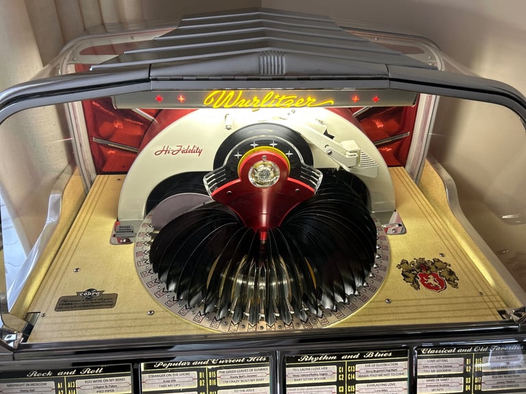 Wurlitzer 1800 jukebox 1955