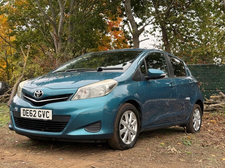 2012 Toyota Yaris 1.33 VVT-i TR 5dr HATCHBACK Petrol Manual
