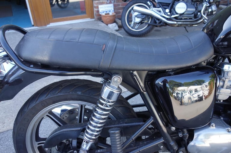 Triumph Bonneville BONNEVILLE 865 SE 2009/09