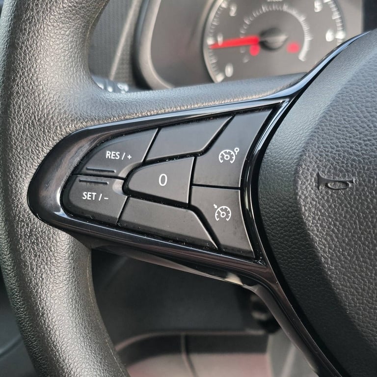 2022 Renault Trafic LL30 ENERGY dCi 145 Business 9 Seater MPV DIESEL Manual