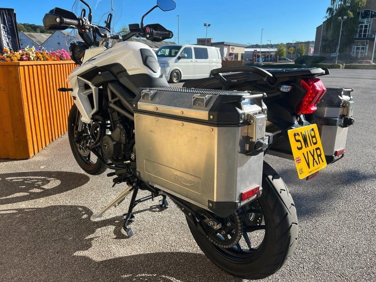 TRIUMPH TIGER 800 XRX- LOW MILEAGE 2018