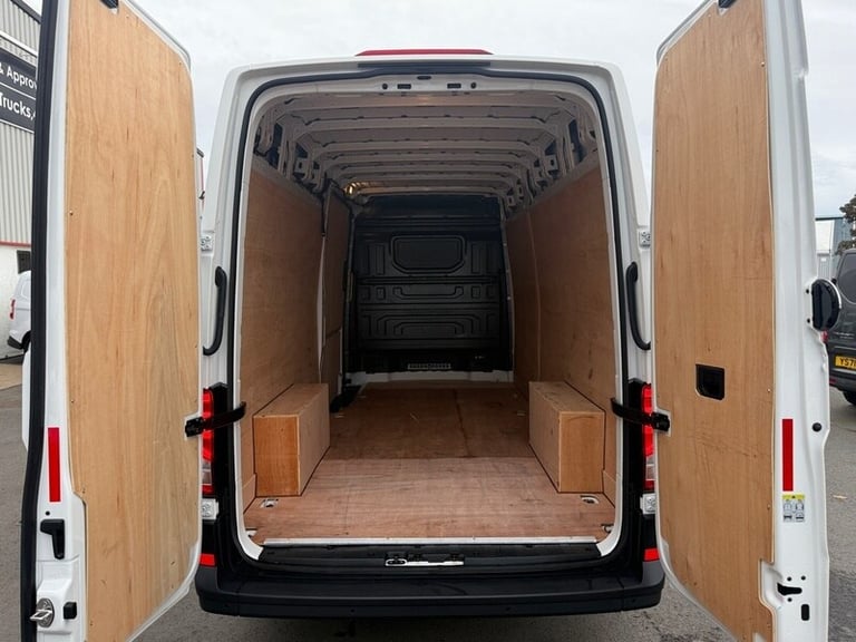 2024 Volkswagen Crafter CR35 Commerce Business TDI L4H2 Large Van Diesel Manual