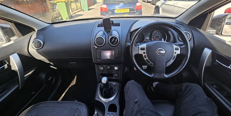 Nissan Qashqai +2 10