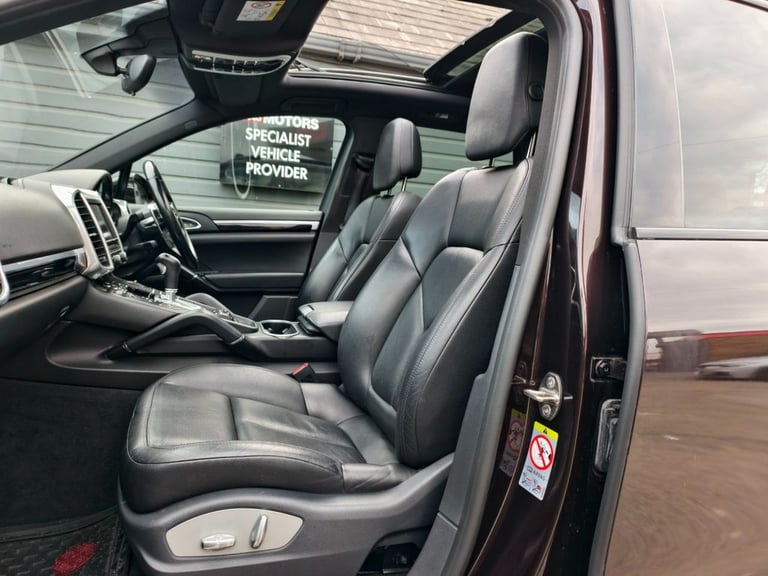 2015 Porsche Cayenne Diesel 5dr Tiptronic S ESTATE DIESEL Automatic