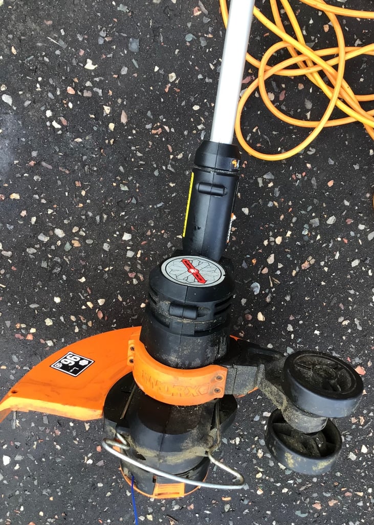 Large Worx electric Strimmer and cable
