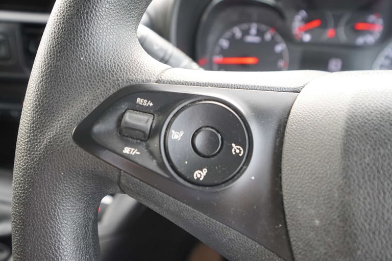 2022 Vauxhall Combo 1.5 Combo 2300 Sportive L2 LWB + 3 Seater + Twin Slider + Top Spec Van Panel ...