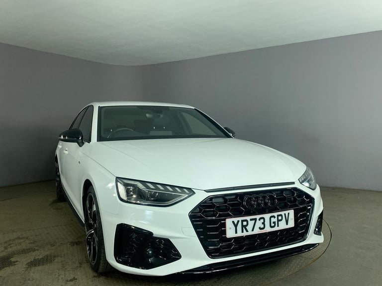 2023 73 AUDI A4 2.0 TFSI 35 BLACK EDITION SALOON 4DR PETROL S TRONIC EURO 6 (S/S