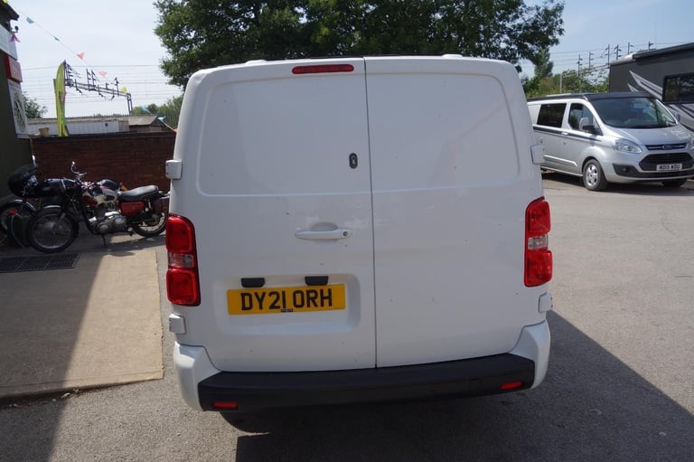Vauxhall Vivaro 2900 1.5d 100PS Sportive H1 Van DIESEL MANUAL 2021/21