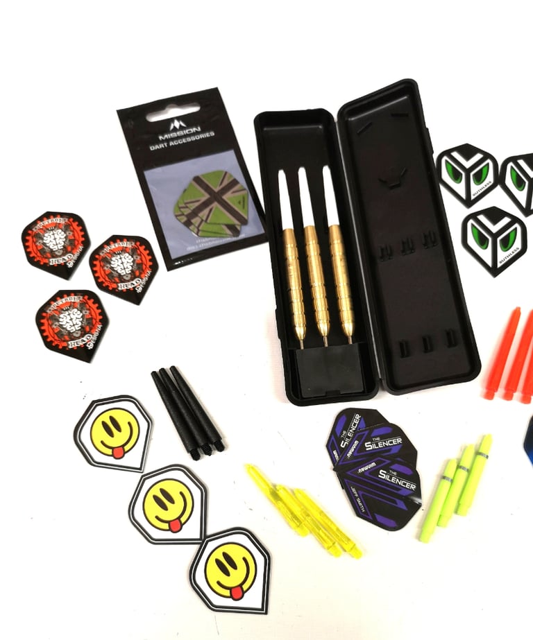 Darts set full set case extra flights and stems all the bits in