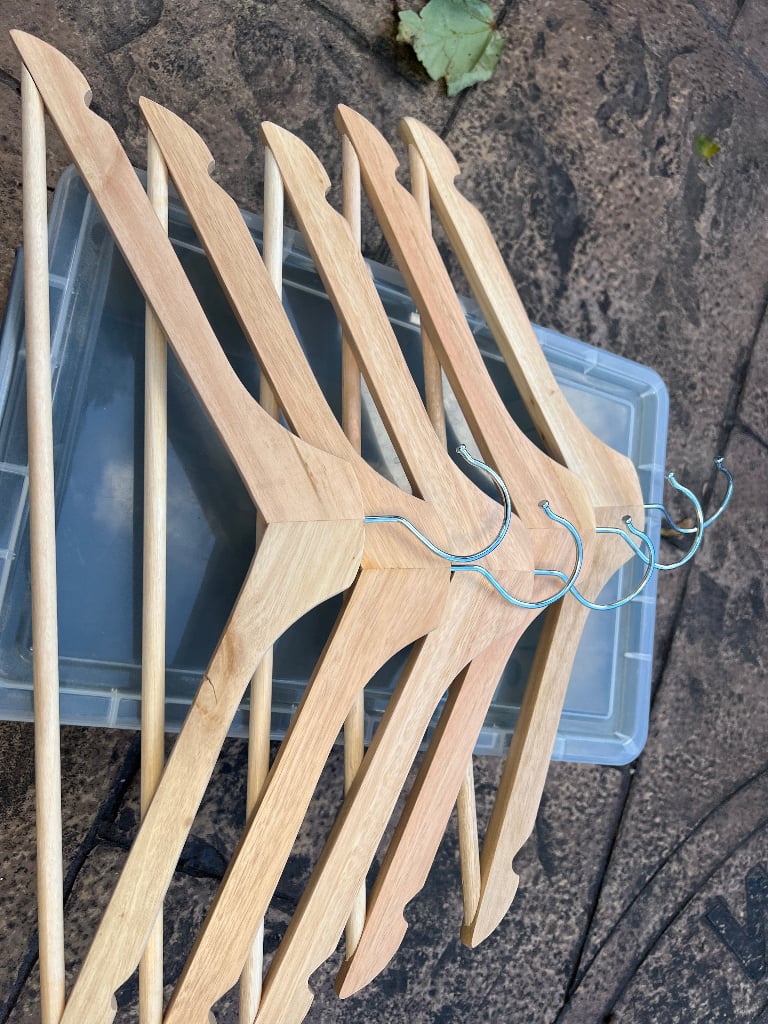 Natural wooden hangers 