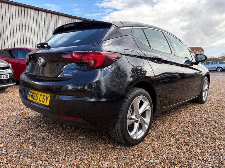 2017 Vauxhall Astra 1.4i Turbo SRi Nav Euro 6 5dr Hatchback Petrol Manual