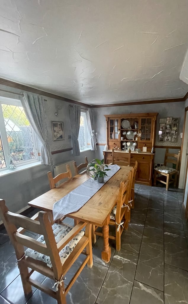 image for Oak dining room set 