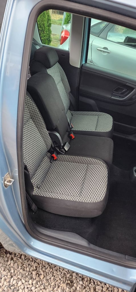 Skoda, ROOMSTER, MPV, 2014, Manual, 1598 (cc), 5 doors