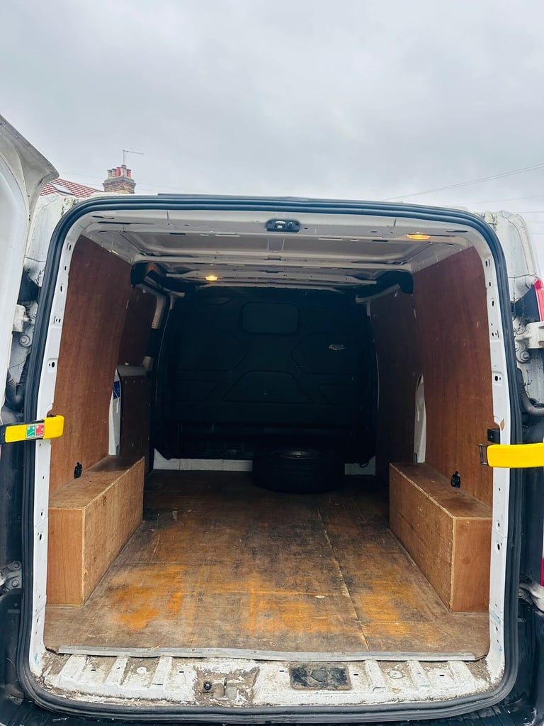 2018 Ford Transit Custom 2.0 TDCi 105ps Low Roof Van PANEL VAN Diesel Manual
