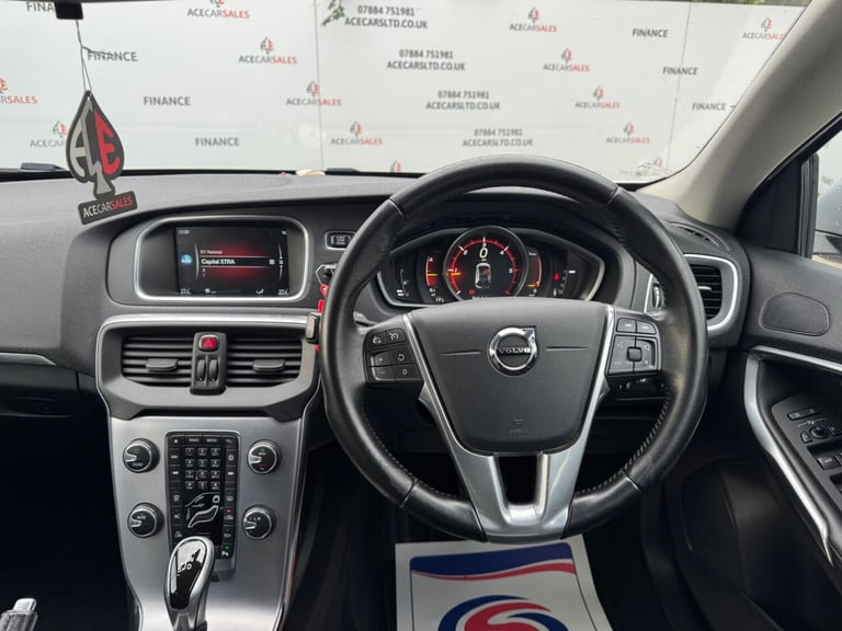 2016 Volvo V40 D3 [4 Cyl 150] Inscription 5dr Geartronic HATCHBACK DIESEL Automatic