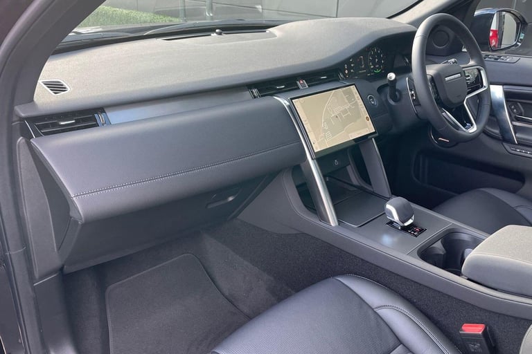 2025 Land Rover Discovery Sport 1.5 P270e 12.17kWh Dynamic SE SUV 5dr Petrol Plug-in Hybrid Auto ...