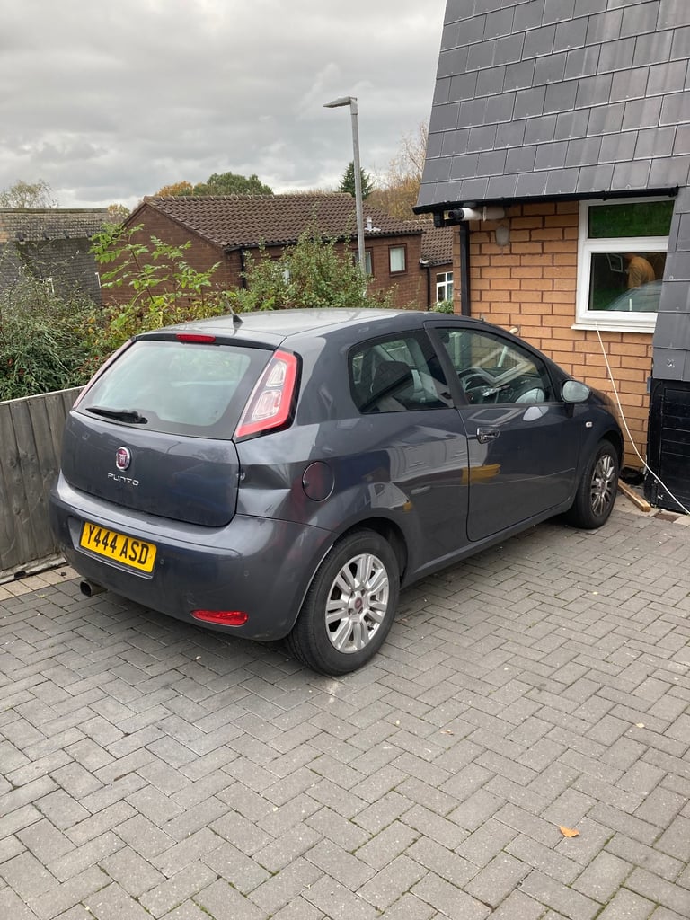 image for Fiat, PUNTO, Hatchback, 2013, Manual, 1242 (cc), 3 doors