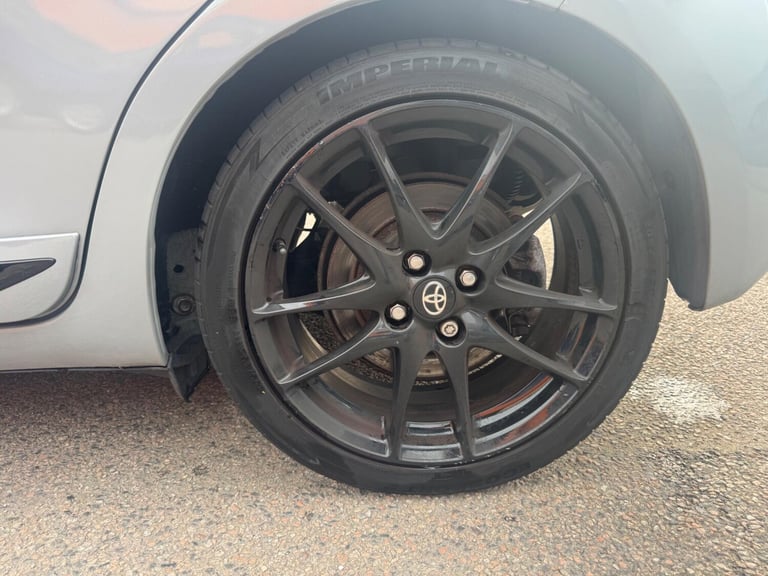 2019 Toyota Yaris 1.5 VVT-h GR SPORT E-CVT Euro 6 (s/s) 5dr HATCHBACK Petrol/Electric Hybrid Auto...