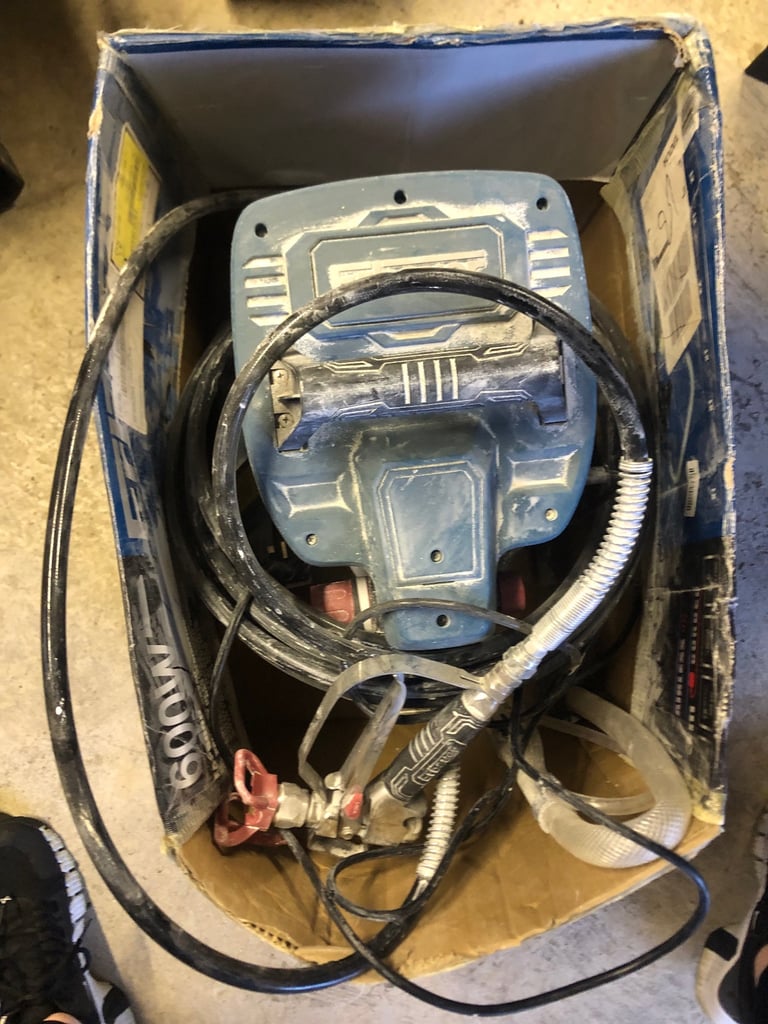 Erbauer paint sprayer 