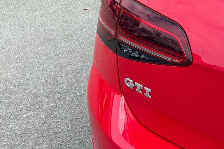 2018 Volkswagen Golf 2.0 TSI GTI 3dr | Heated Seats | App Connect Hatchback PETROL Manual