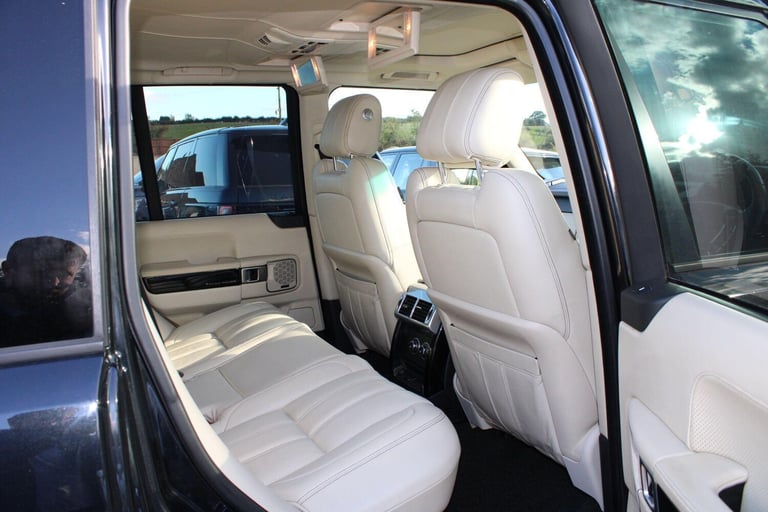 2011 Land Rover Range Rover 4.4 TD V8 Autobiography Auto 4WD Euro 5 5dr ESTATE Diesel Automatic