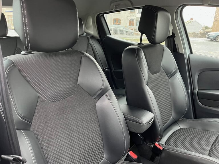 2017 Renault Clio 1.5 dCi 90 Dynamique S Nav 5dr Auto HATCHBACK DIESEL Automatic