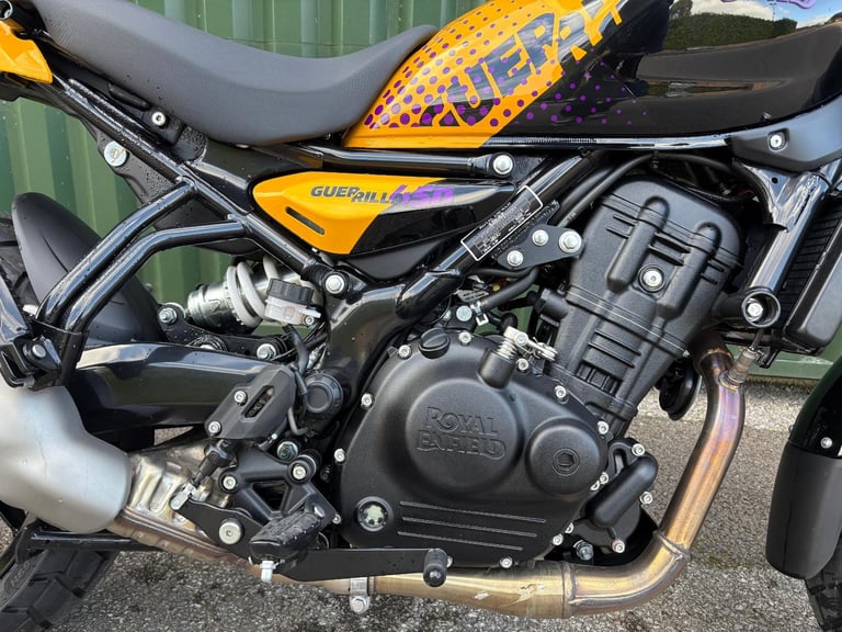 Royal Enfield GUERRILLA 450 Yellow and Black 2024 500 miles One Owner 