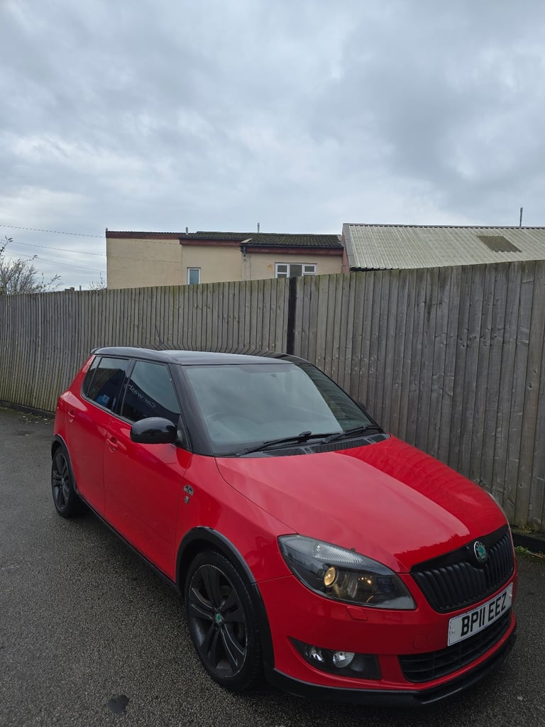 Skoda, FABIA, Hatchback, 2011, Manual, 1197 (cc), 5 doors