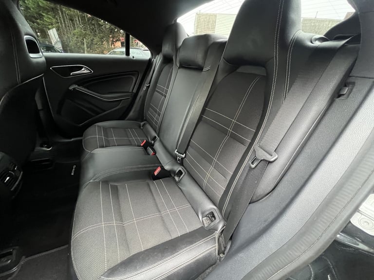 MERCEDES-BENZ CLA 2.1 CLA200 CDI Sport 2015