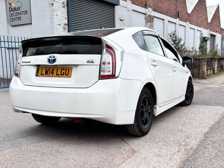 2019 Toyota Prius  HYBRID ELECTRIC Manual