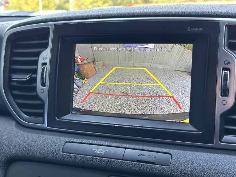 2016 Kia Sportage 1.6 GDI 2 Petrol Manual 5 Door SUV Black