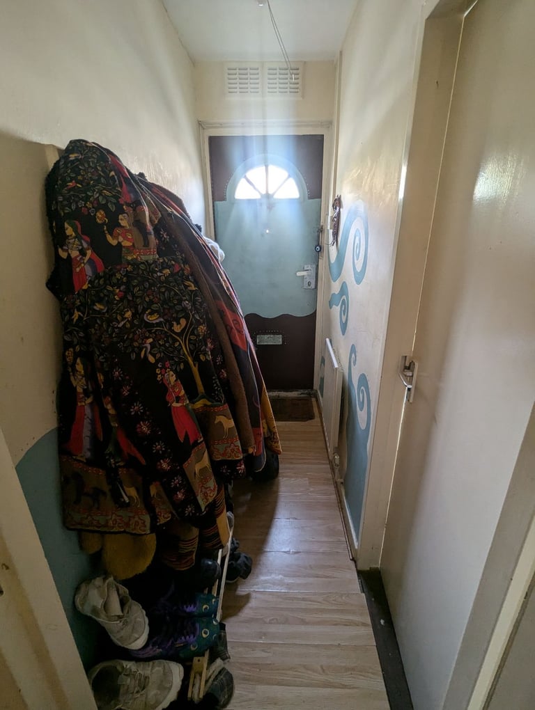 South East London Studio Flat to swap for same or bigger size.