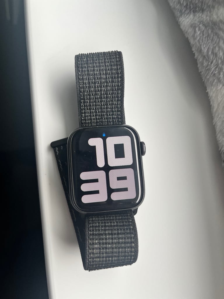 image for Apple Watch Series 5 44m gps+cellular 