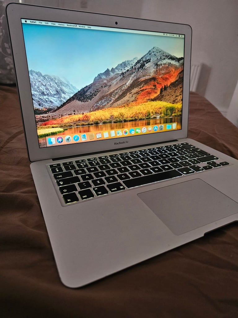 Apple macbook air 2011 