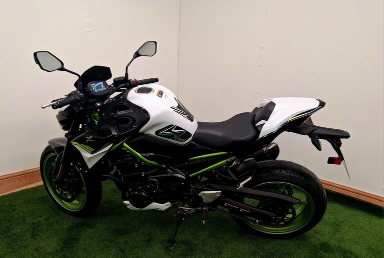 2021 Kawasaki Z ZR900FMFNN (21MY)  Petrol Manual