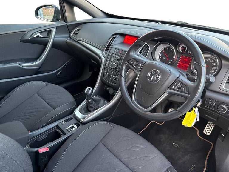 2015 Vauxhall Cascada 2.0 CDTi SE 2dr CONVERTIBLE DIESEL Manual