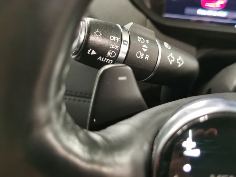 2019 Land Rover Discovery 3.0 SD V6 HSE SUV 5dr Diesel Auto 4WD Euro 6 (s/s) (306 ps) - AUTO PARK...