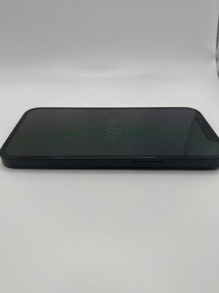 PRISTINE: 512gb Apple iPhone 13, Black (UNLOCKED)