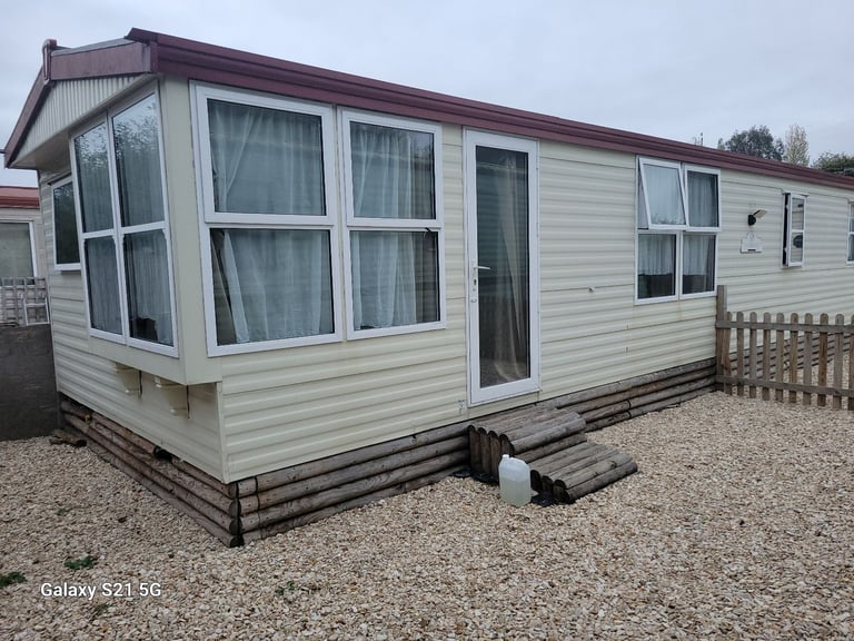 image for 2 bedroom static caravan to rent