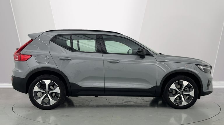 2024 Volvo XC40 Plus, B3 Mild hybrid, Petrol, Dark Estate Petrol Automatic