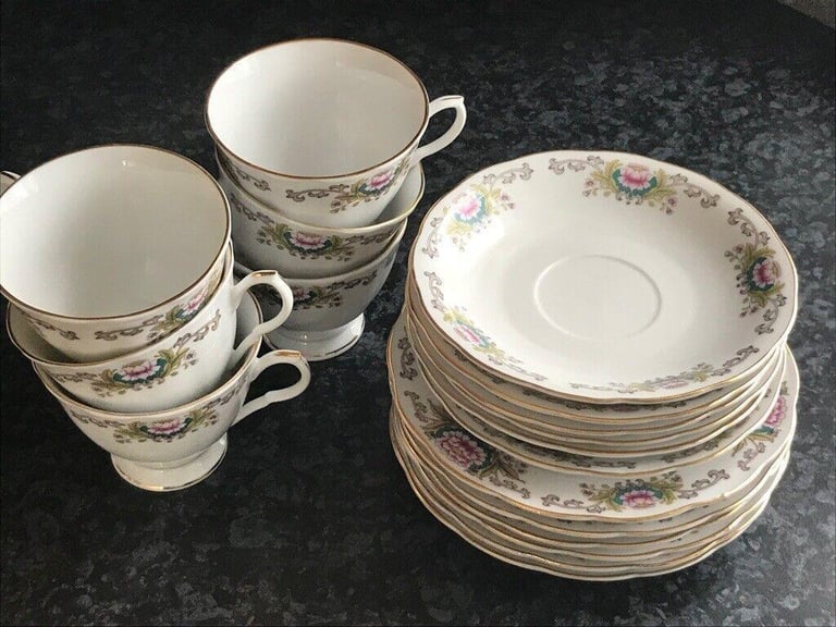 Used China Tea Set for 6 persons. 