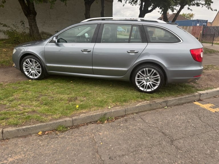 2013 Skoda Superb 1.8 TSI Elegance Estate 5dr Petrol Manual 4WD Euro 5 (160 ps) Estate Petrol Manual