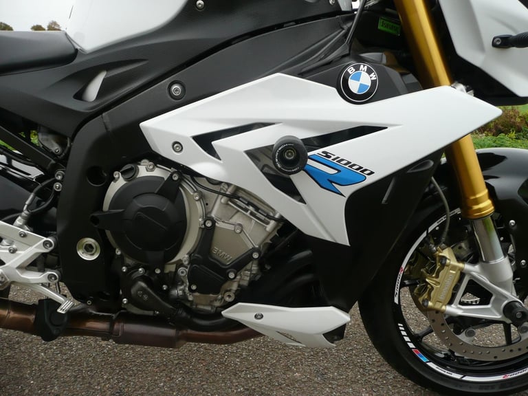 2014 BMW S1000R ABS Mint Condition Part ex / Credit/debit cards welcome.