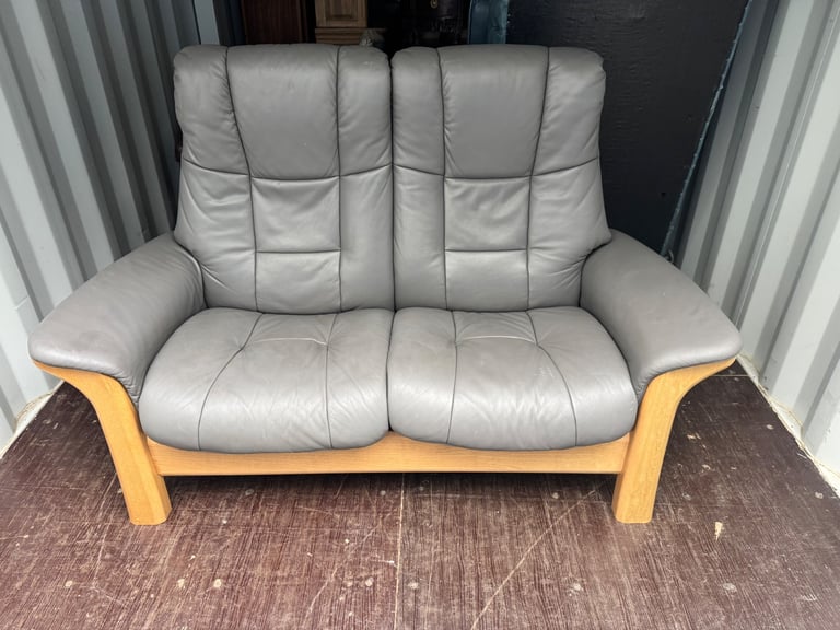 Ekornes Stressless Grey Leather 2 seater Recliner sofa Possible Delivery