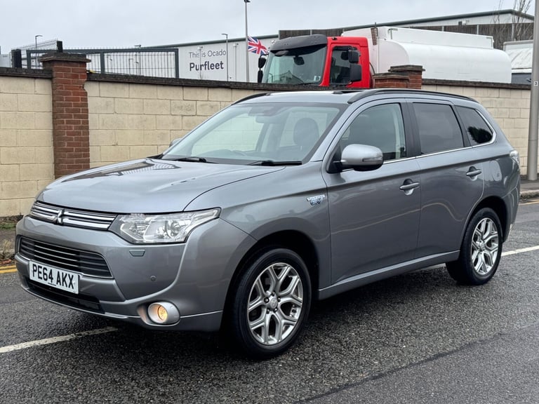  Mitsubishi Outlander 2.0h 12kWh GX4hs CVT 4WD Euro 5 (s/s) 5dr Petrol/Electric Hybrid Automatic