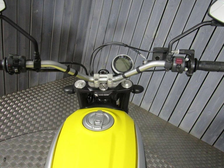 2017 67 DUCATI SCRAMBLER 800 ICON