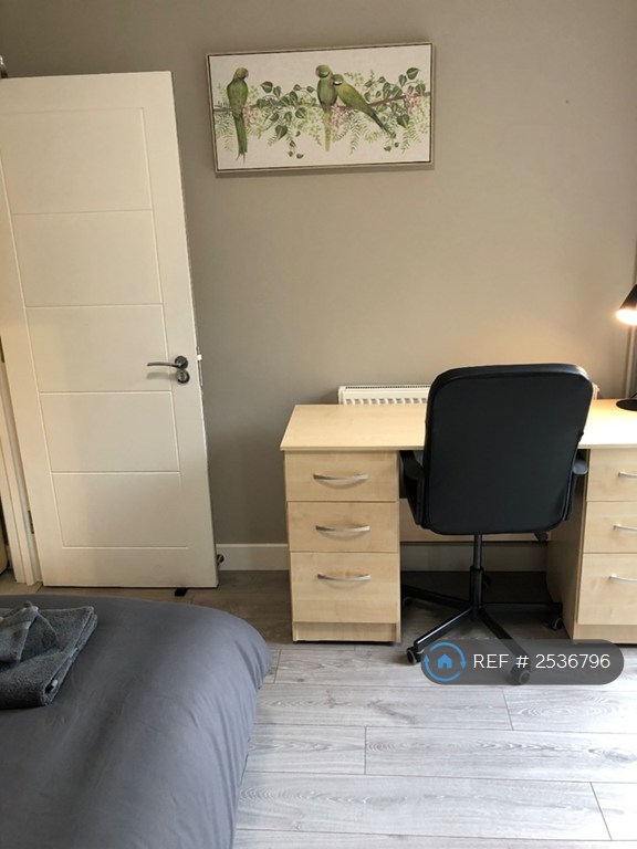 5 bedroom house in Kingsway, Coventry, CV2 (5 bed) (#2536796)
