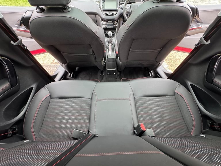 2016 Peugeot 208 1.2 Puretech Gt Line Hatchback HATCHBACK Petrol Manual