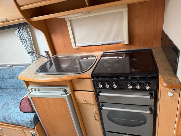 Abbey freestyle 2 berth 2004